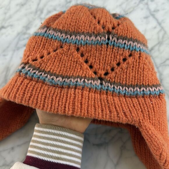 Peruvian Youth Wool Winter Beanie OS - Picture 8 of 8